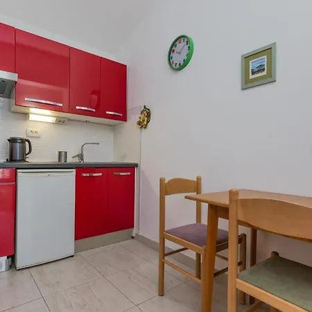 Mateljak アパート *