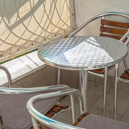 アパート Mateljak