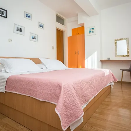 Mateljak アパート *