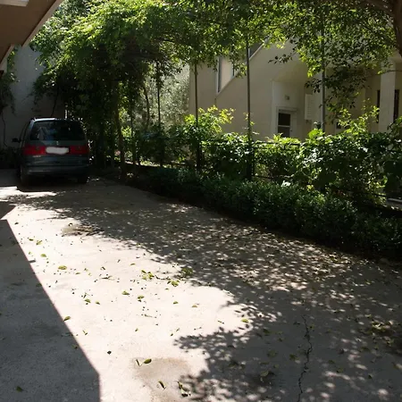 Mateljak アパート *